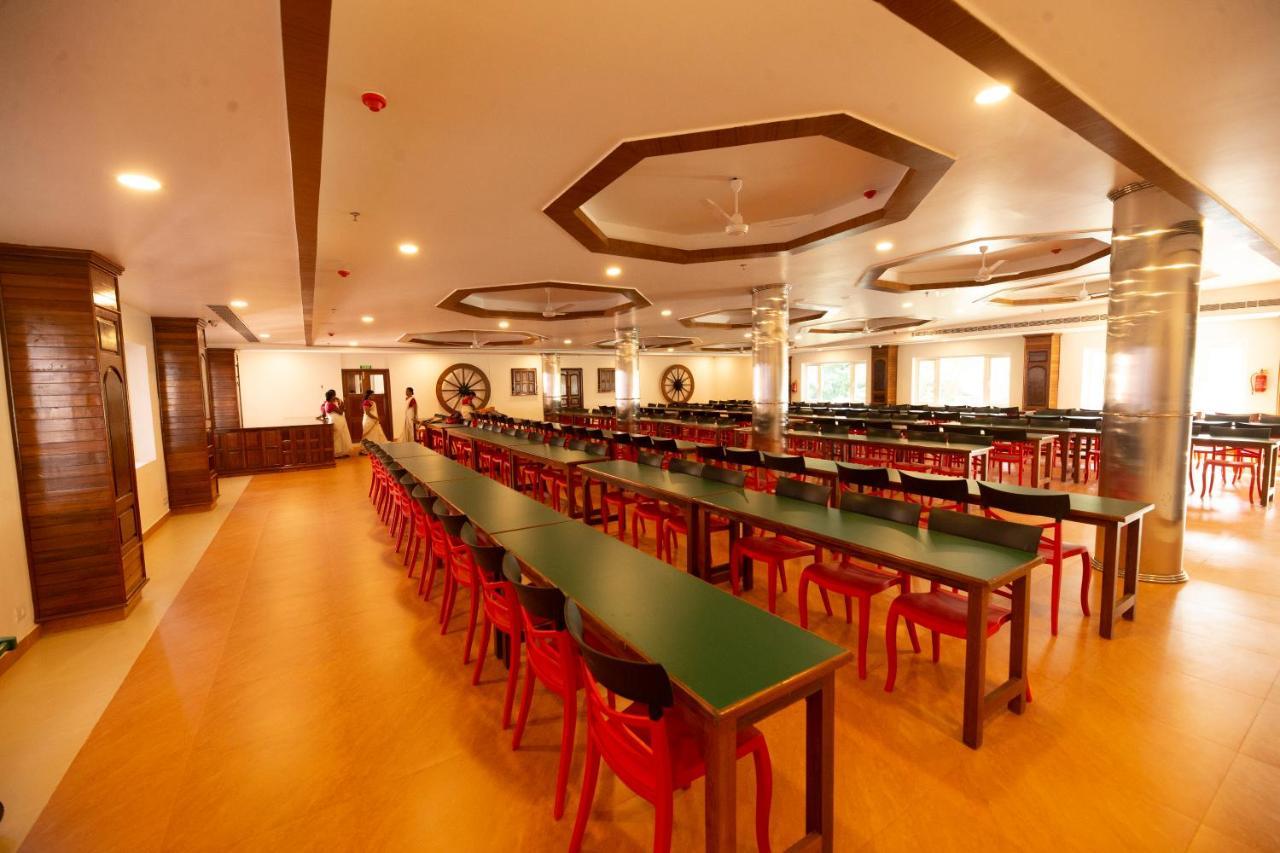 Hotel Guruvayur Darshan Exterior foto