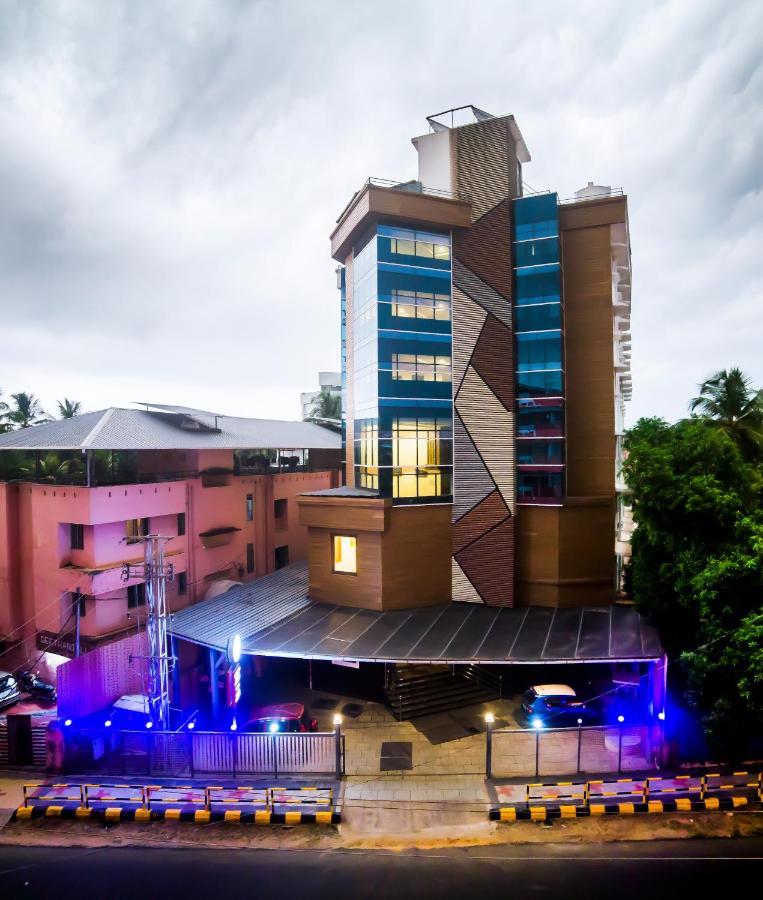 Hotel Guruvayur Darshan Exterior foto