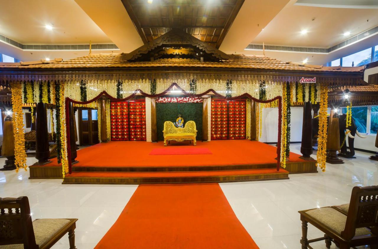 Hotel Guruvayur Darshan Exterior foto