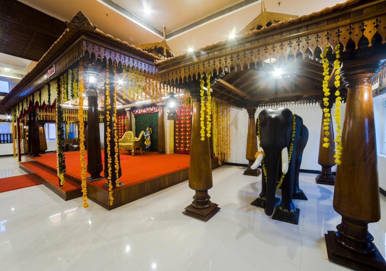 Hotel Guruvayur Darshan Exterior foto