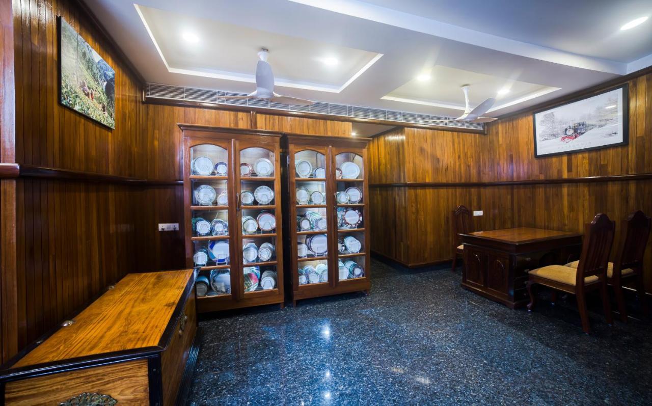 Hotel Guruvayur Darshan Exterior foto