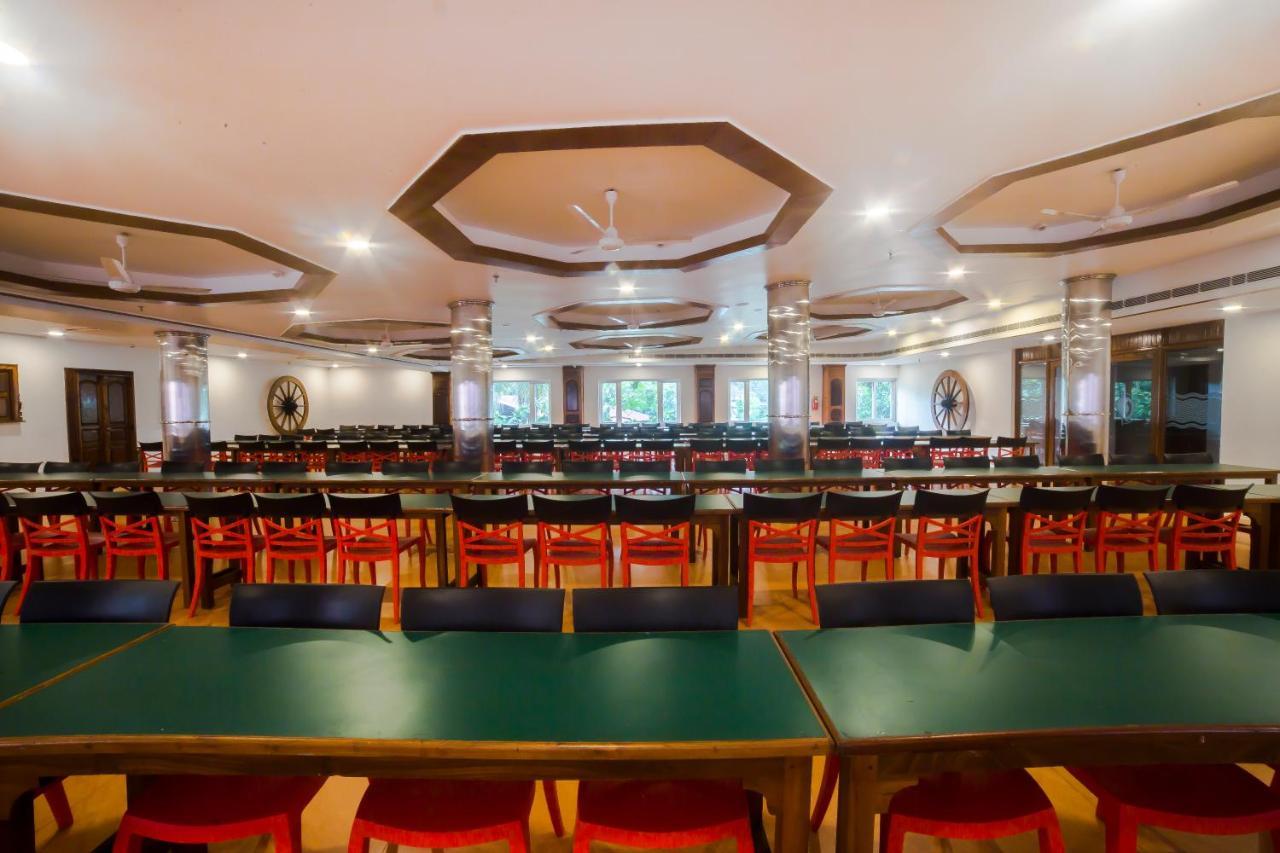 Hotel Guruvayur Darshan Exterior foto